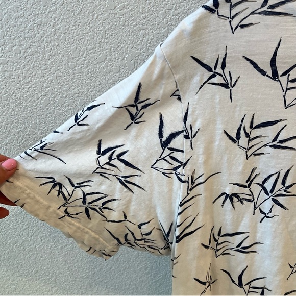 Men’s D&F White Printed Short Sleeve Shirt - Picture 3 of 5